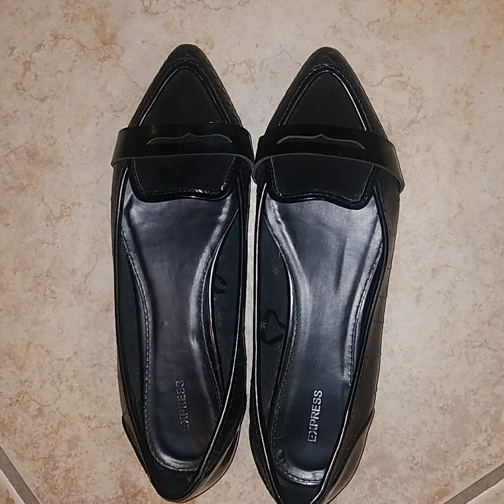 Black flats